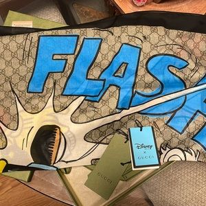 Gucci x Disney Donald Duck Scarf NWT